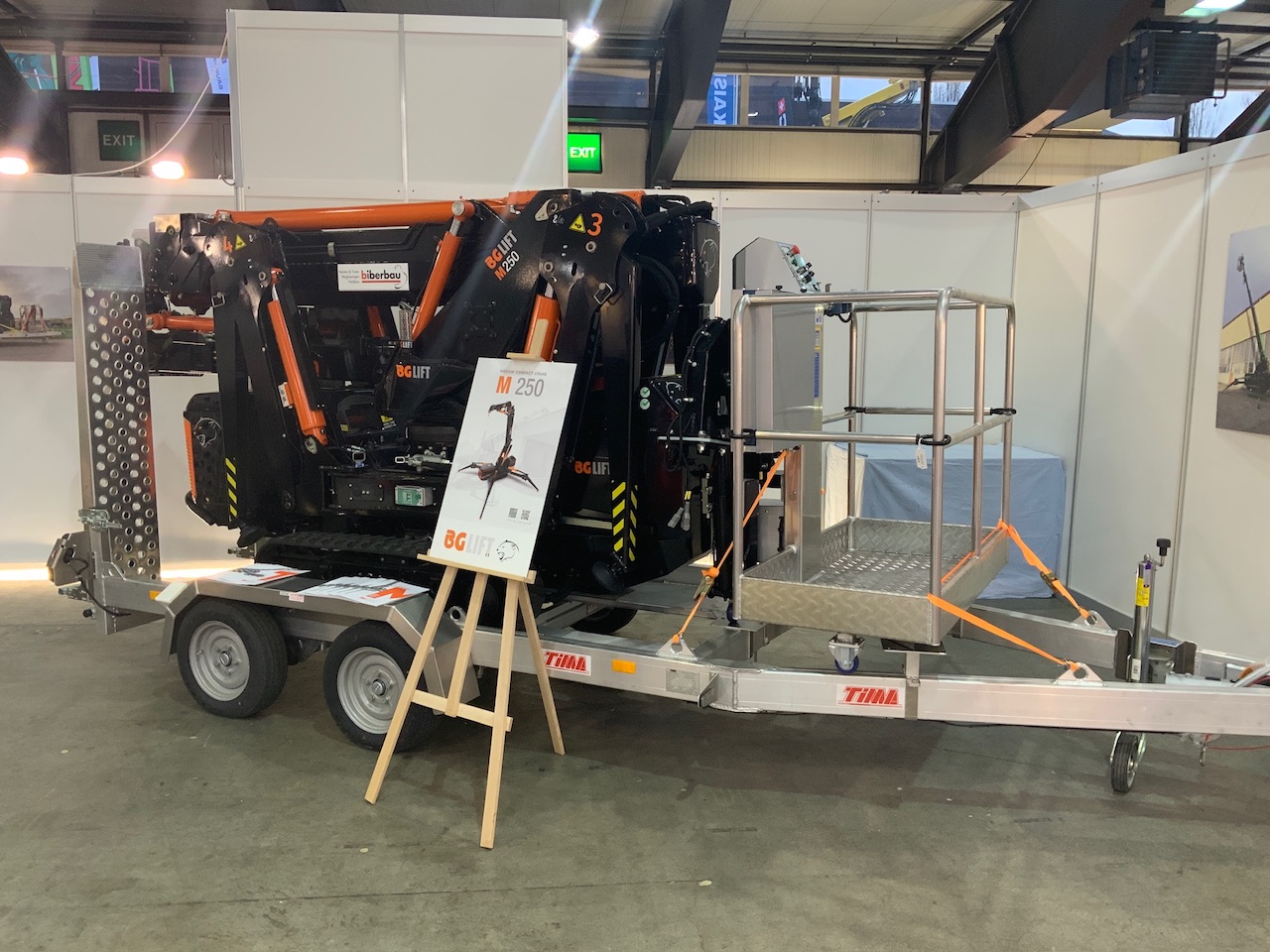 TIMA Anhänger M250 Baumag